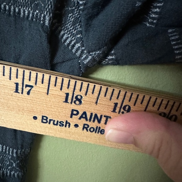 Surrealist Brand Vintage Women's Black and Gray Striped Top Y2K 90s Boho‎ - Picture 7 of 7